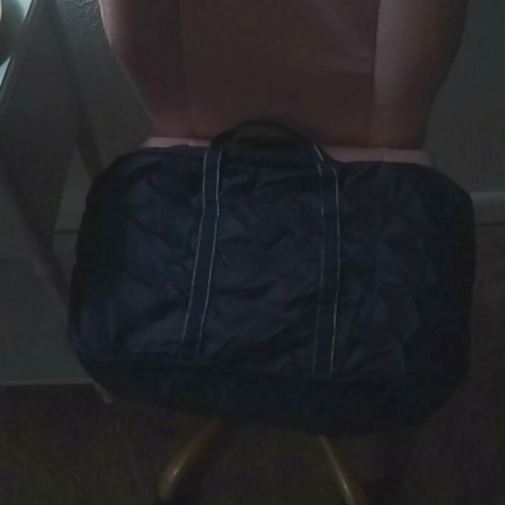 Navy zip nylon gym/tote